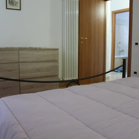 Dependance Carera Apartment Malcesine